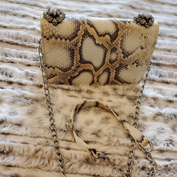 Purse - Picture 3 of 6